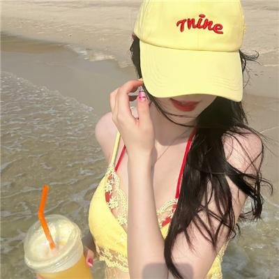 小镇田园风情画 海报